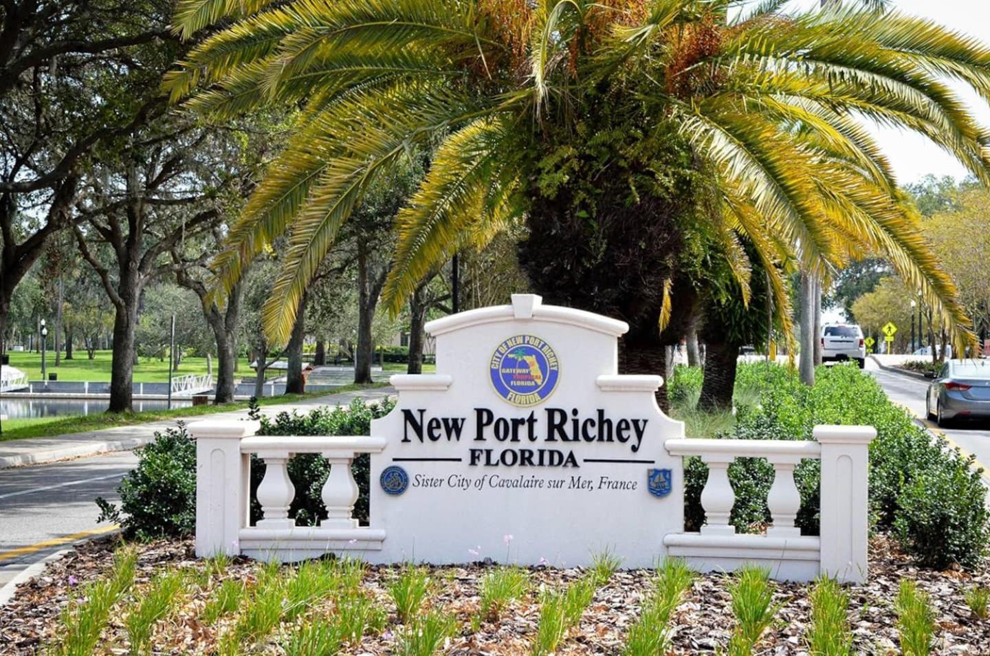 Walk Everywhere! 1-Bedroom Gem In Downtown Hub New Port Richey Exteriér fotografie