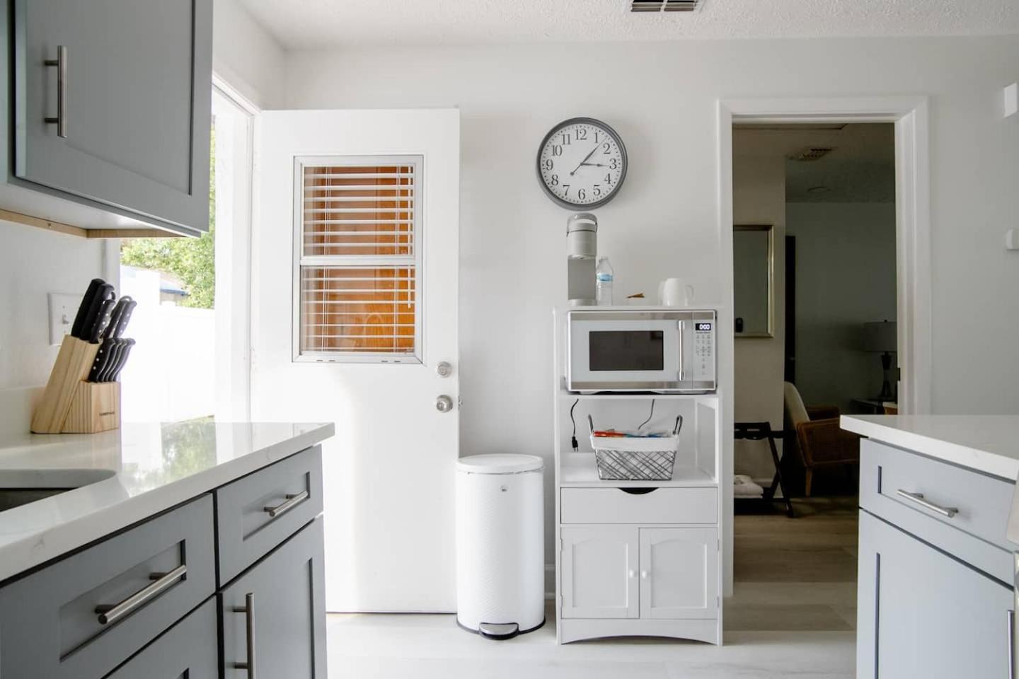 Walk Everywhere! 1-Bedroom Gem In Downtown Hub New Port Richey Exteriér fotografie