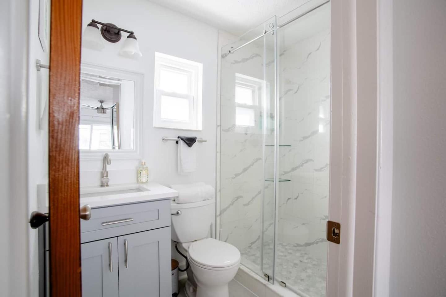 Walk Everywhere! 1-Bedroom Gem In Downtown Hub New Port Richey Exteriér fotografie