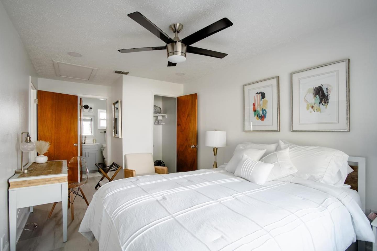 Walk Everywhere! 1-Bedroom Gem In Downtown Hub New Port Richey Exteriér fotografie
