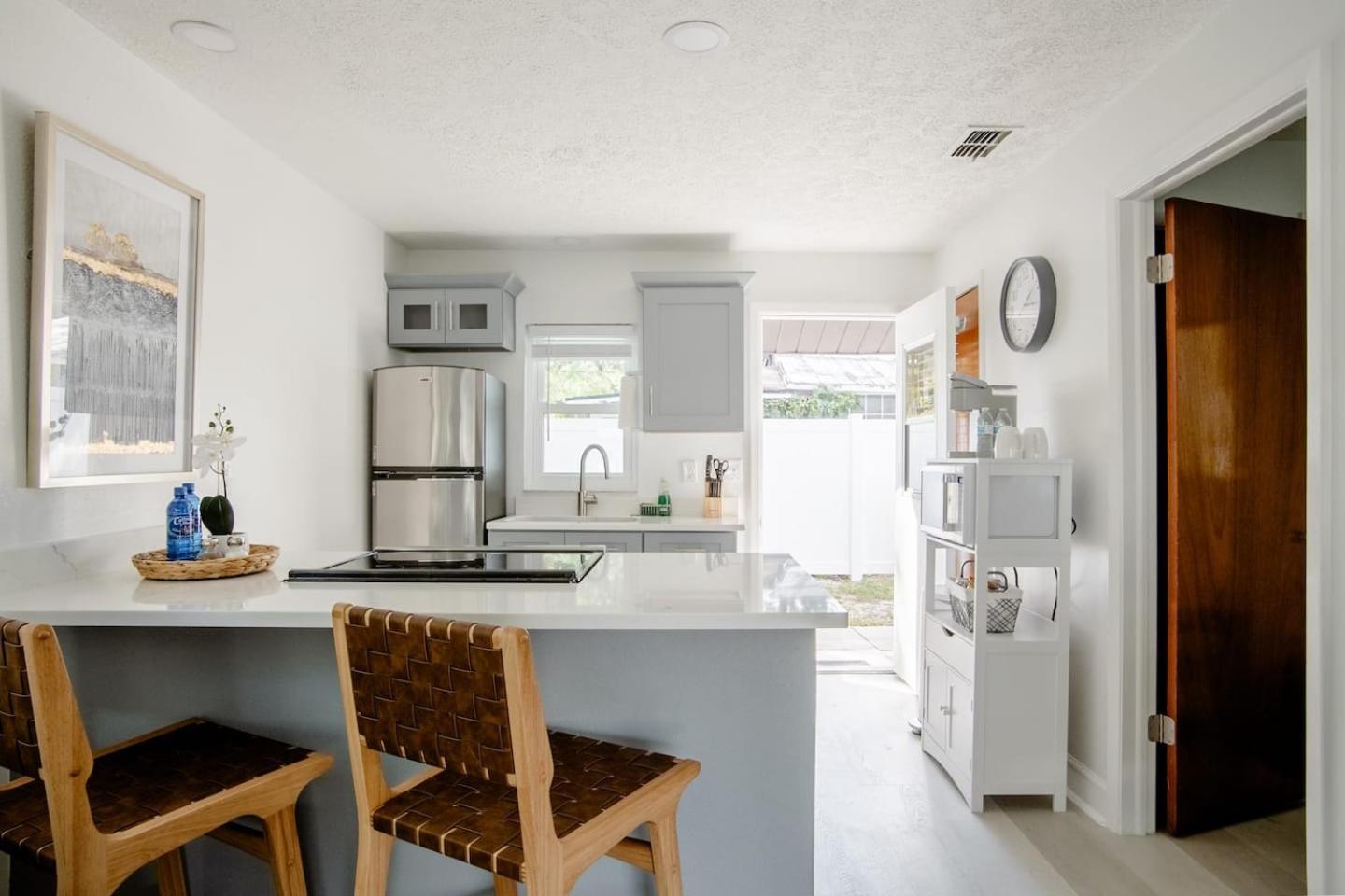 Walk Everywhere! 1-Bedroom Gem In Downtown Hub New Port Richey Exteriér fotografie