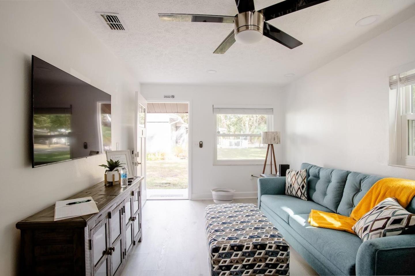 Walk Everywhere! 1-Bedroom Gem In Downtown Hub New Port Richey Exteriér fotografie