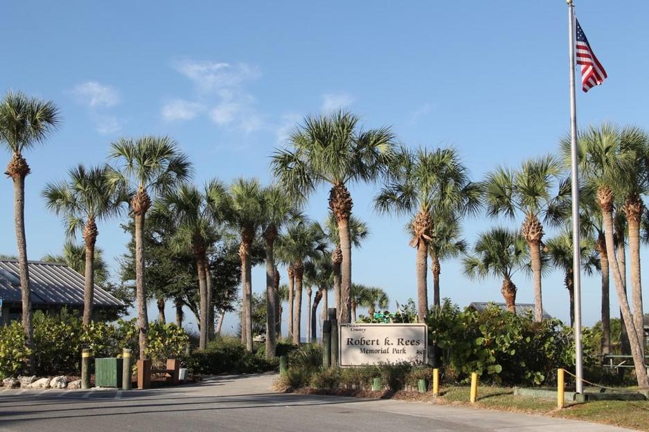 Walk Everywhere! 1-Bedroom Gem In Downtown Hub New Port Richey Exteriér fotografie